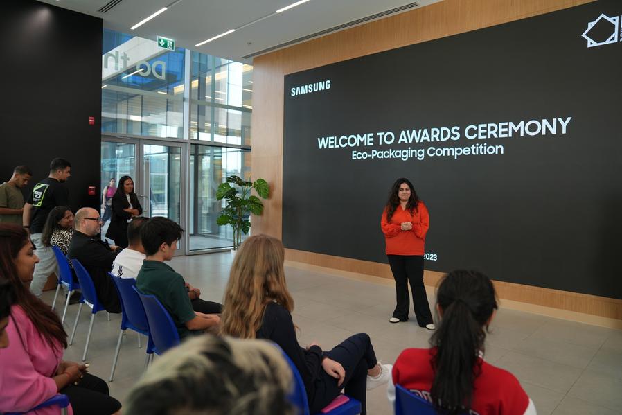 Samsung premia a los ganadores del Eco-Packing Design Challenge 2023