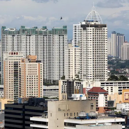 Indonesian, Malaysian Muslims celebrate Eid al-Fitr as COVID fears recede