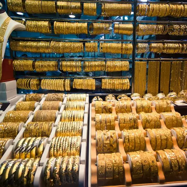 Gold prices jump in Dubai in early trade
