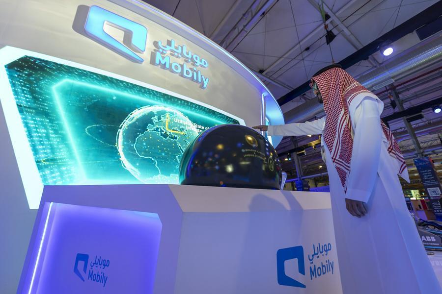 Mobily in deal to lay Saudi's first underwater cable in Red Sea