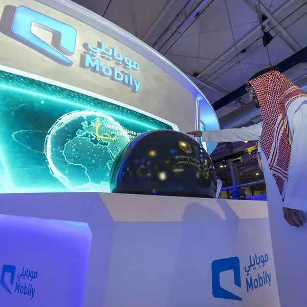 Mobily in deal to lay Saudi's first underwater cable in Red Sea