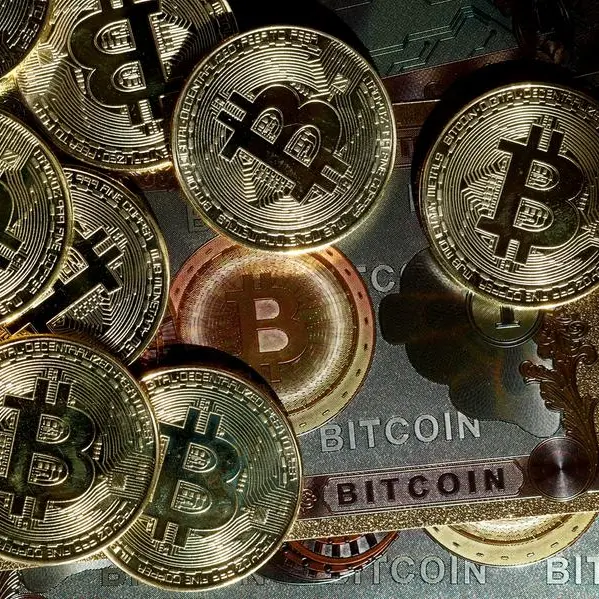 Bitcoin miner Riot Platforms attacks takeover target Bitfarms over poison pill