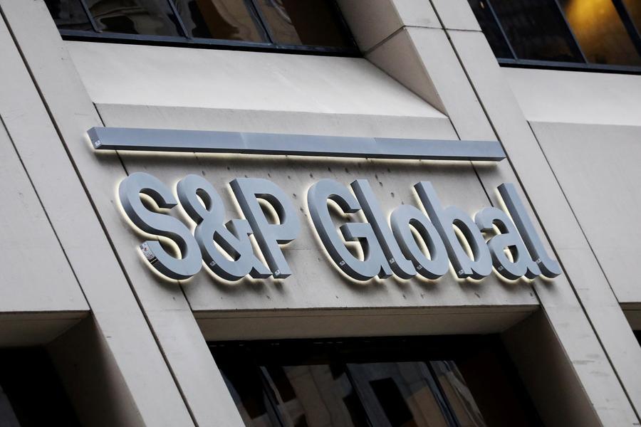 S&P sees growth plunge for GCC non-oil sector, rebound for O&G