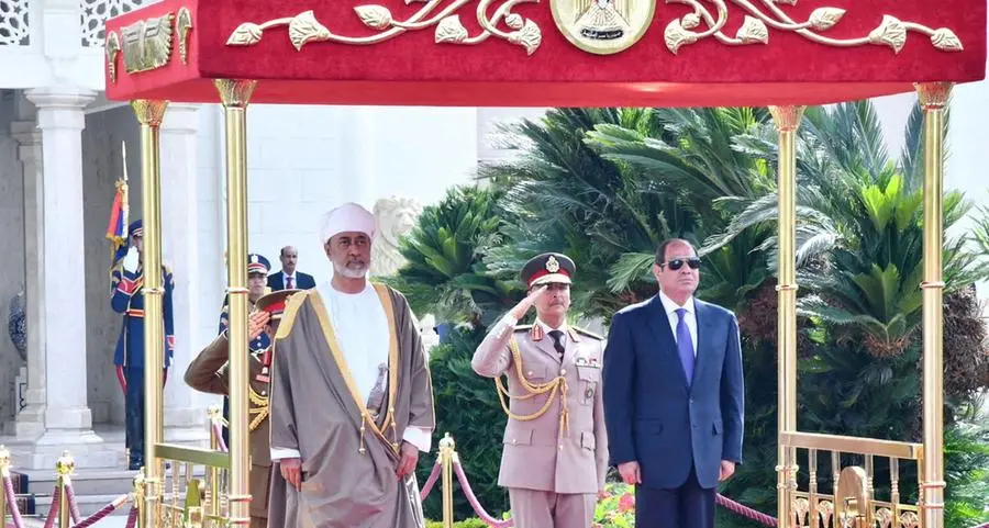 Oman's sultan will travel to Iran on Sunday