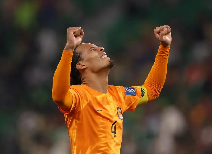 World Cup 2022: Late goals give Netherlands victory over Senegal