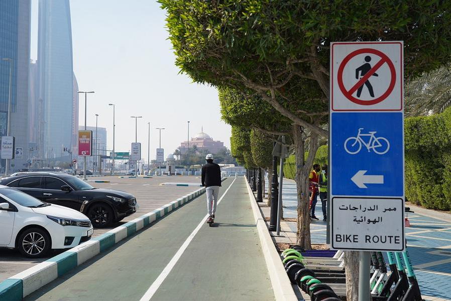 Fines on violations of bicycles and electric bikes regulation in Abu