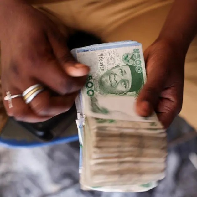 Nigeria's naira falls to record low of 1,650 per dollar on official market, LSEG data show
