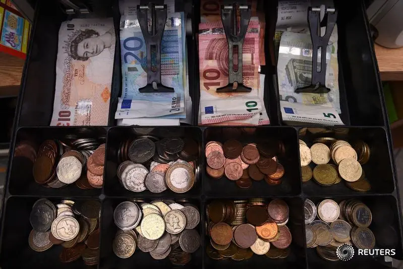 Sterling at four month low against euro as UK and euro zone rates diverge