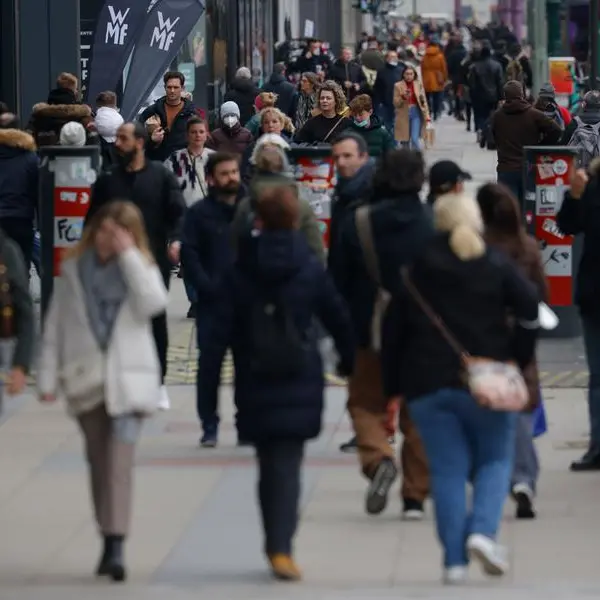 German retail sales fall unexpectedly in August