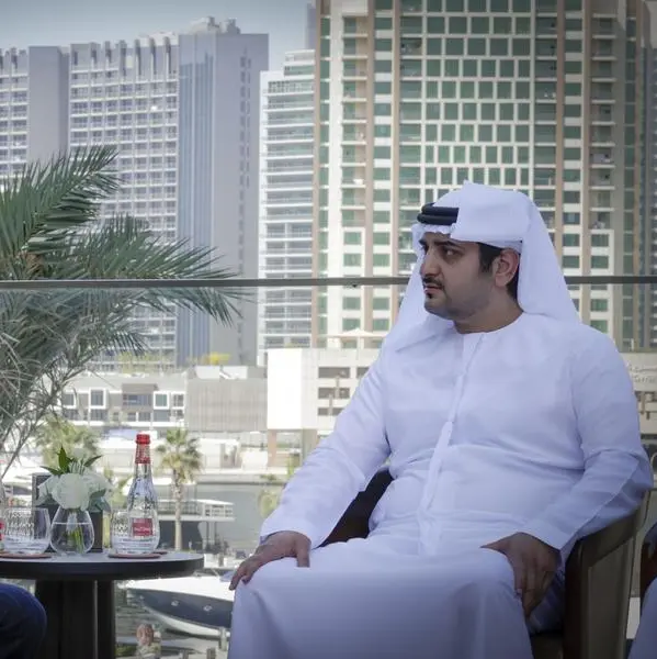 Sheikh Maktoum meets with CEO of FedEx
