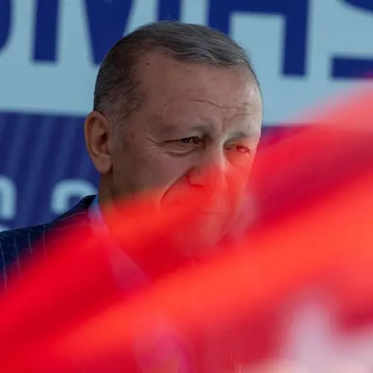 Erdogan positioned to extend rule in Turkey runoff election