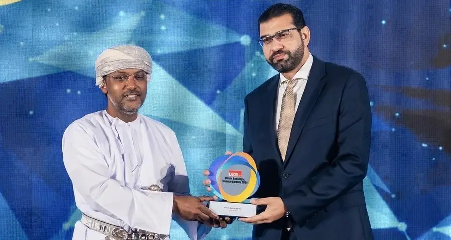 Bank Nizwa honoured with prestigious awards for outstanding performance and innovation in banking sector