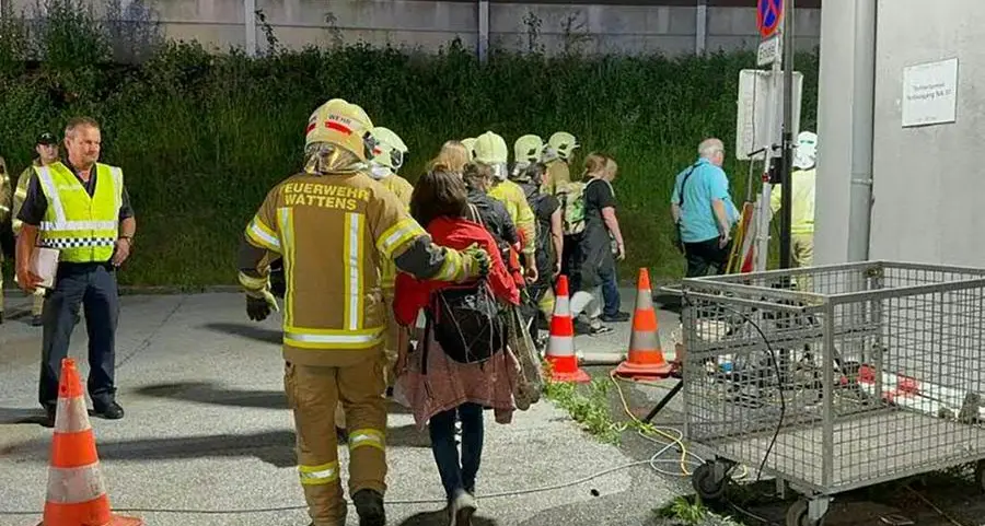 200 train passengers evacuated from Austrian tunnel after fire