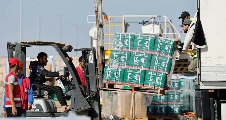 Two Saudi relief planes deliver trucks and forklifts to aid Palestinian relief efforts