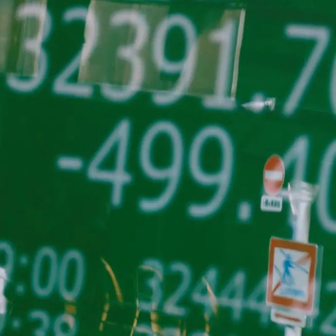 Asia stocks mixed as investors grapple with higher rates