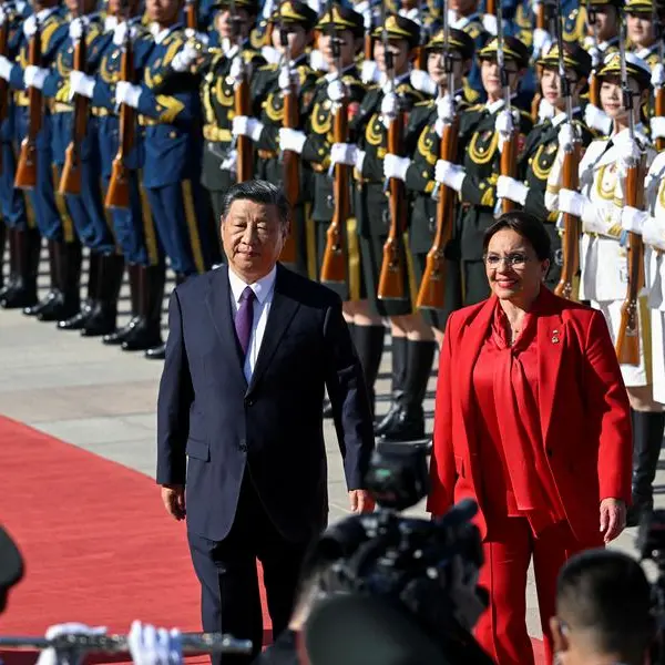 China's Xi says willing to begin free trade talks with Honduras