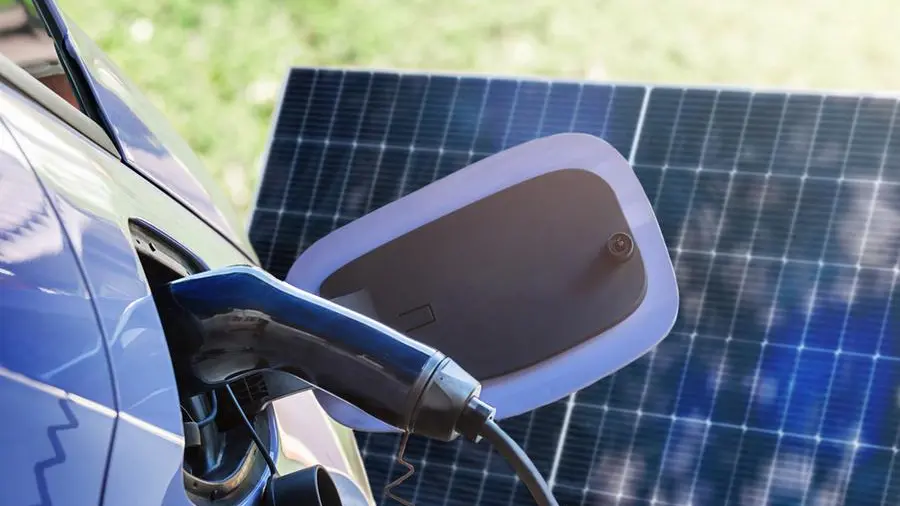 Emirates Transport does trials of off-grid EV solar charger