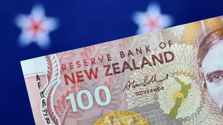 NZ dollar extends declines, bond yields sag as job market loosens
