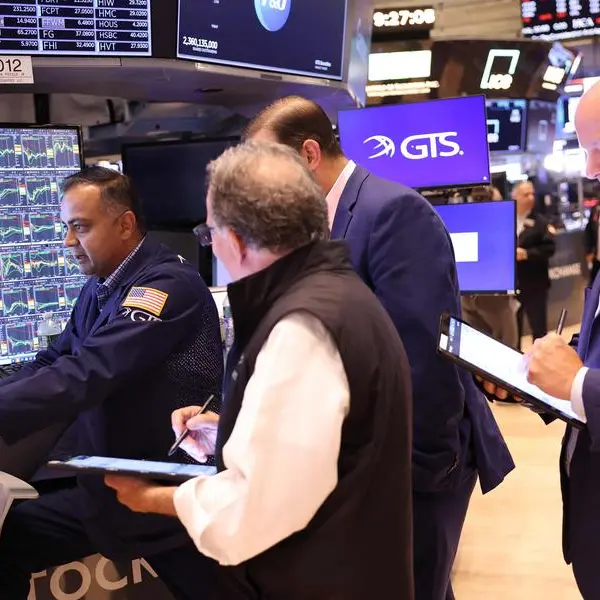 Stocks turn lower again as nervous traders navigate volatility