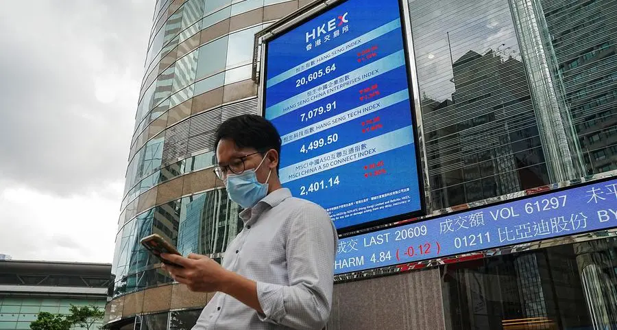 China and Hong Kong stocks close flat ahead of May manufacturing data
