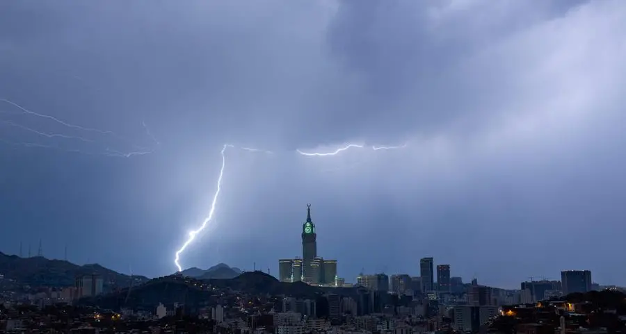 Saudi Civil Defense urges caution as thunderstorms forecast across multiple regions