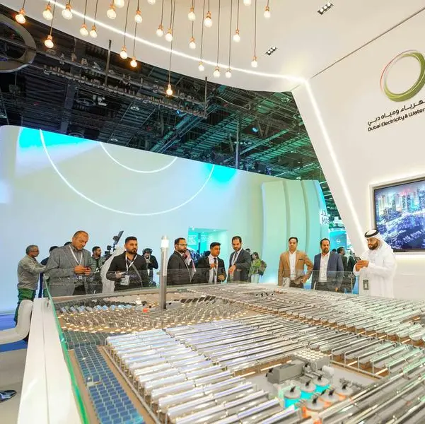 DEWA highlights its efforts to achieve net zero and empower the youth during the World Future Energy Summit