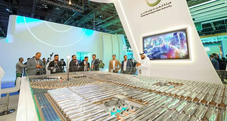 DEWA highlights its efforts to achieve net zero and empower the youth during the World Future Energy Summit