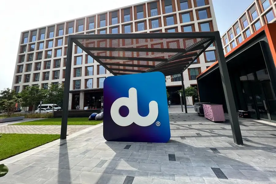 du reaches milestone with 5G usage over 51% network traffic