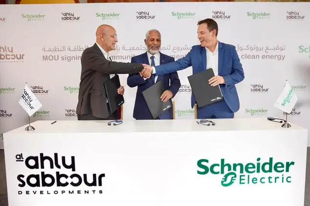 <p>Schneider Electric and Al Ahly Sabbour sign an MoU to develop local community in Marsa Matrouh &nbsp;</p>\\n