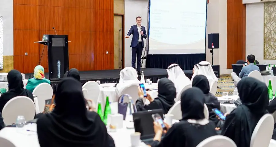 DGHR organises fundamentals of generative Artificial Intelligence training program for employees to enhance professional competitiveness