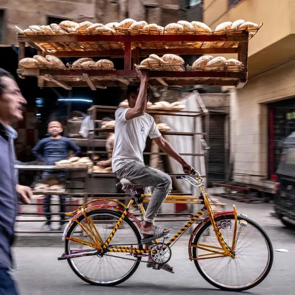 مصر تخفض أسعار الخبز غير المدعم