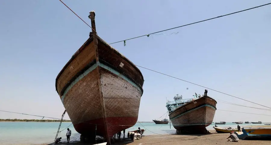Winds of change buffet Iran's wooden boat building tradition