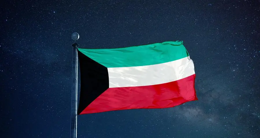 Kuwait mandates worker salaries be paid by 7th of each month