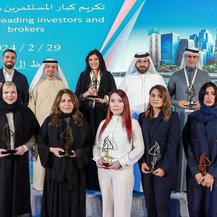 DLD honours owner of real estate investment transaction number ‘1,000,001’ with several top-performing real estate brokers and investors