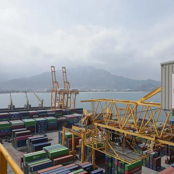 Four Asian nationals injured in Khorfakkan Port fragments incident