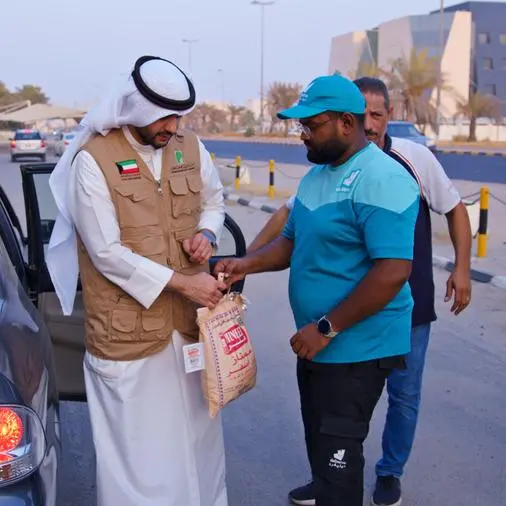 Deliveroo, IICO, & stc celebrate International Charity Day with distribution of food and essentials