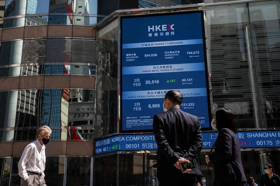 Hong Kong stocks drop in opening trade