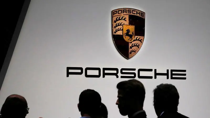 Porsche Saudi Arabia and Samaco launch new Panamera