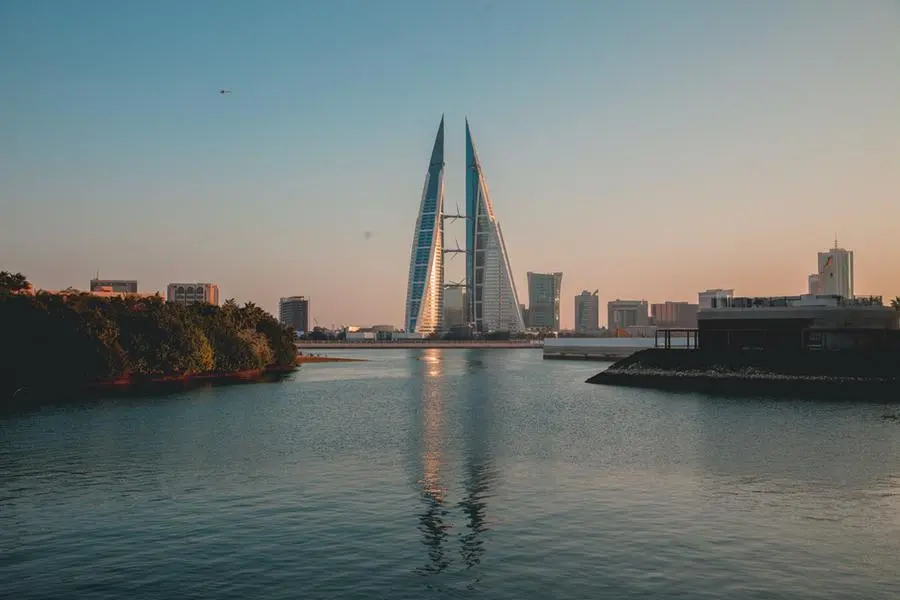 Bahrain prices $1.75bln sukuk and $750mln bond