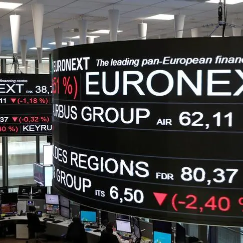 European shares climb on bank earnings cheer, tech boost