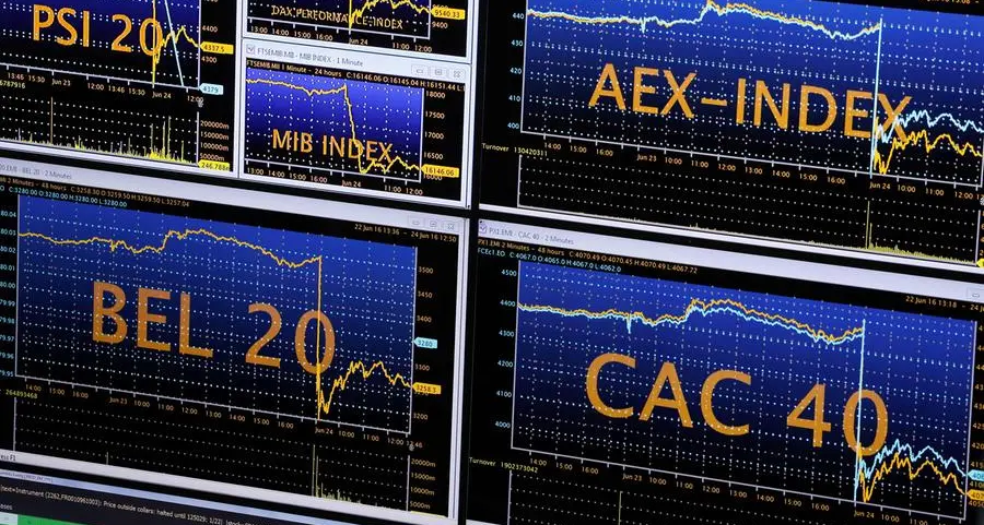 Paris stock market climbs despite France crisis