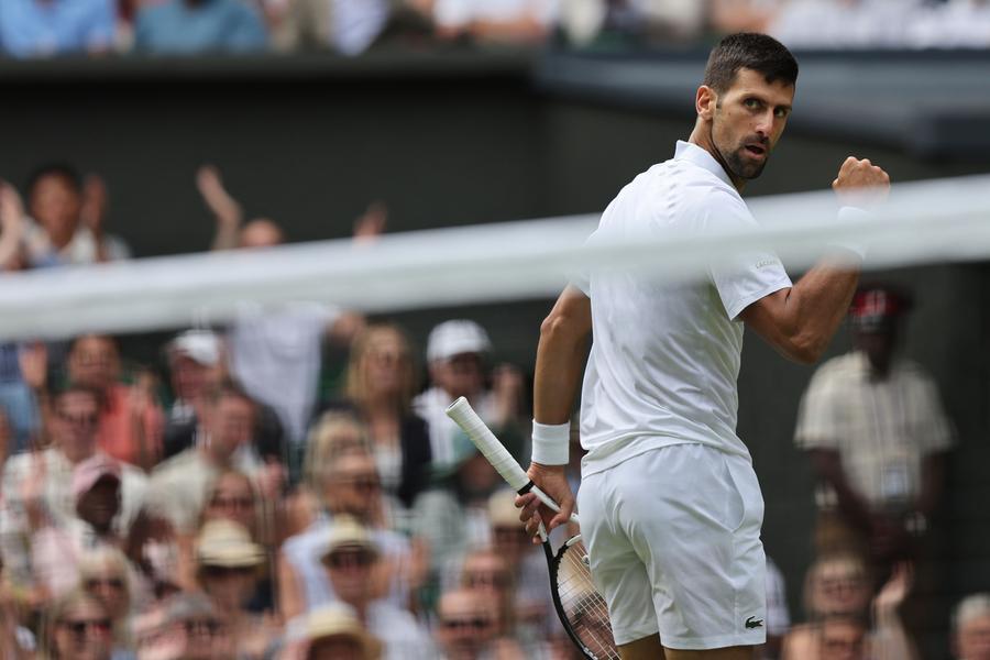 Djokovic in 400th Slam match as Swiatek eyes Wimbledon semis