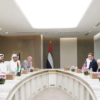 الإمارات والمملكة المتحدة تبحثان تعزيز آفاق الشراكة الاقتصادية وتوسيع مجالات التعاون التجاري والاستثماري وفتح قنوات جديدة لمجتمعي الأعمال في البلدين