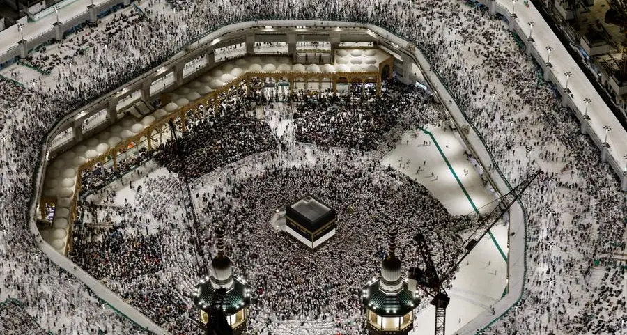 Entry into Makkah to require official permit for residents starting April 23