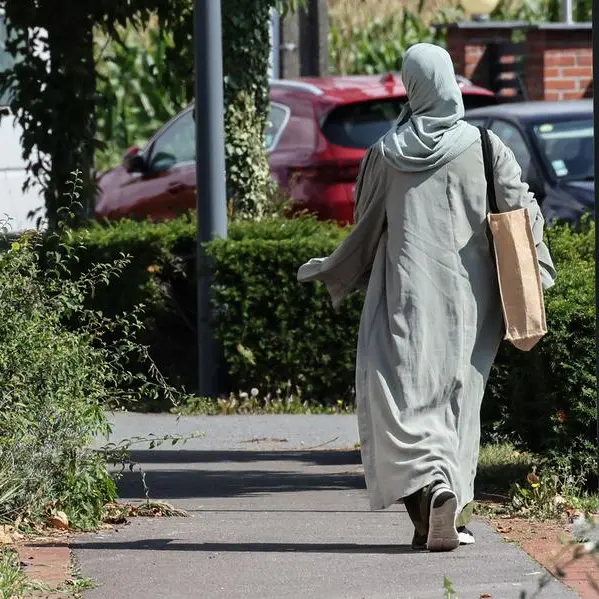 French schools refuse dozens of girls wearing Muslim dress