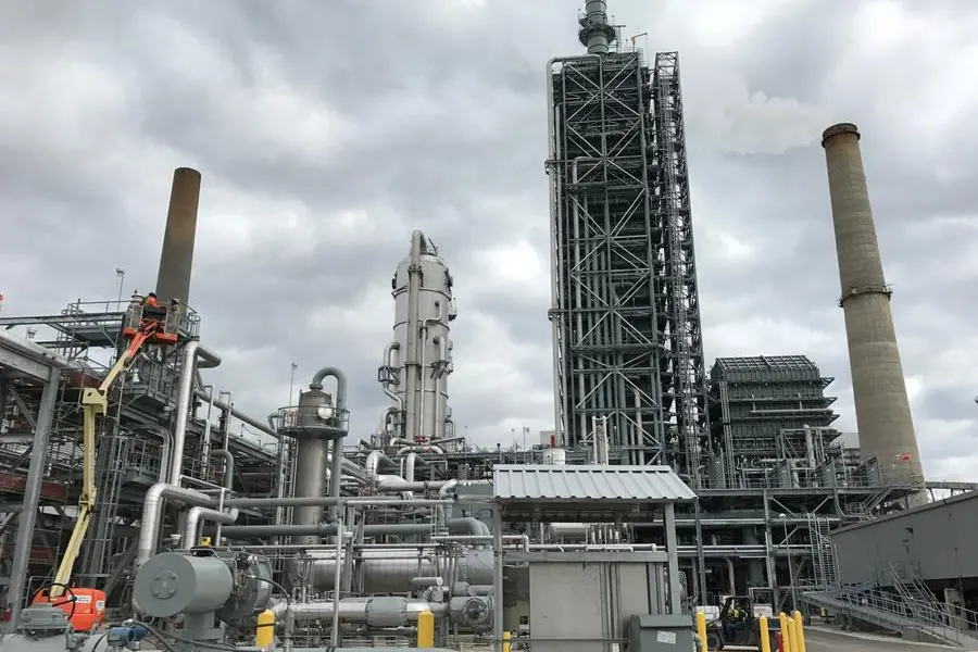 FILE PHOTO: Equipment used to capture carbon dioxide emissions is seen at a coal-fired power plant owned by NRG Energy where carbon collected from the plant will be used to extract crude from a nearby oilfield in Thomspsons, Texas, U.S. on January 9, 2017. REUTERS/Ernest Scheyder/File Photo Image used for illustrative purpose. , Reuters