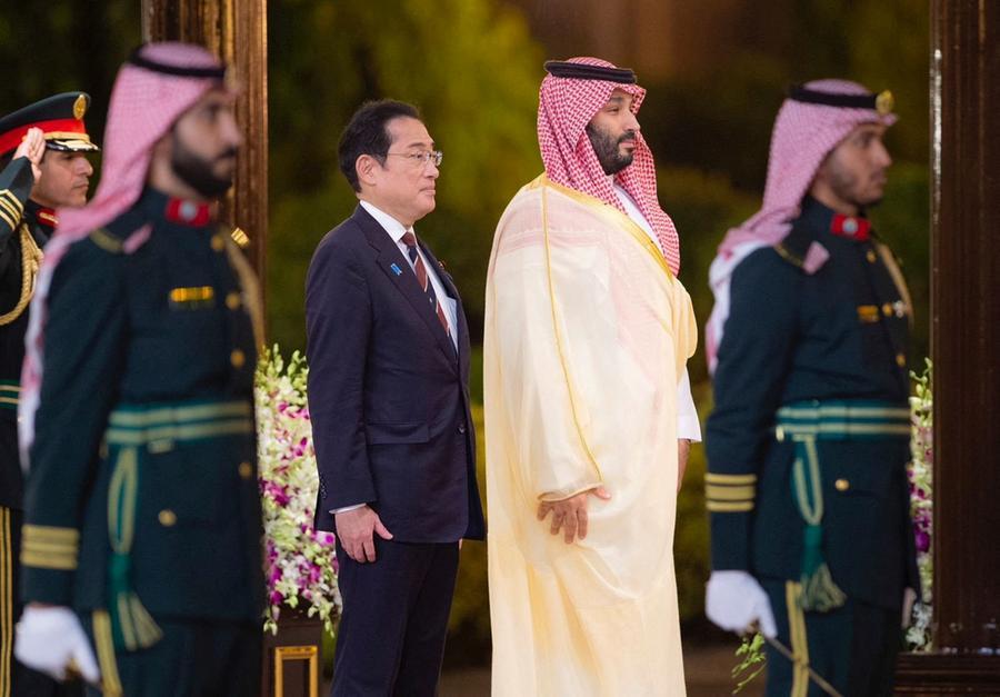 Saudi Crown Prince And Japanese Prime Minister Reaffirm Strong ...