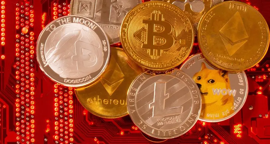 Bitcoin hovers near 2-1/2 month low as Binance SEC lawsuit rattles investors