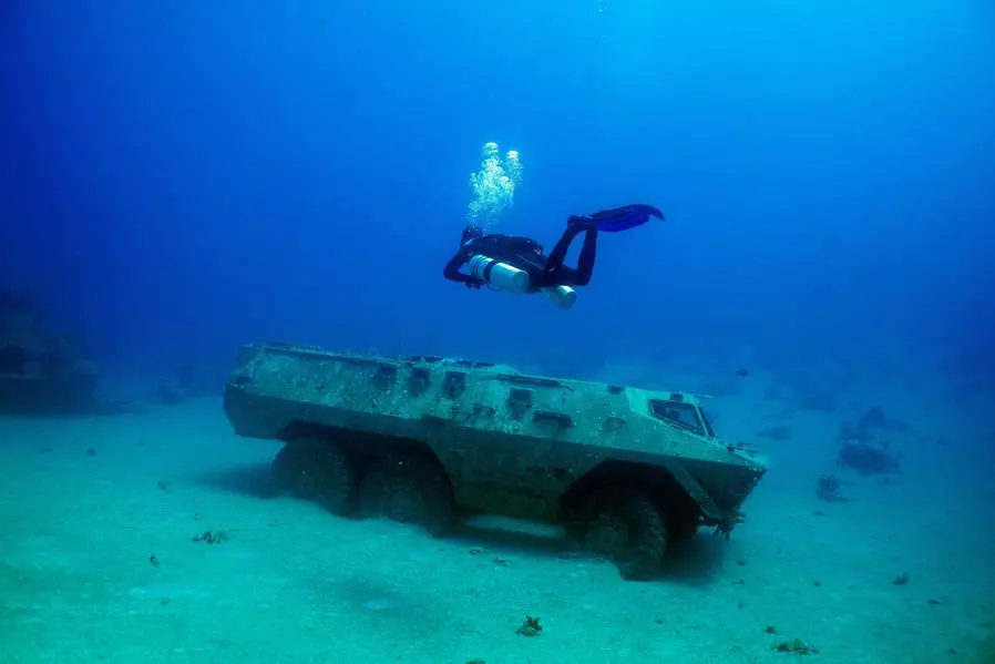 Fish and tanks at Jordan's underwater military museum