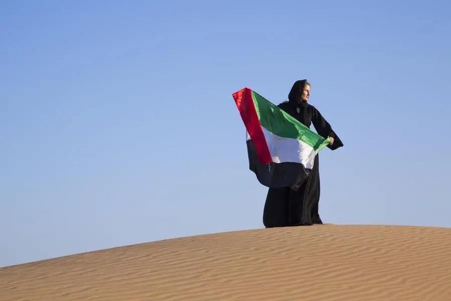 إنفوجرافك: كيف تساهم المرأة الإماراتية في اقتصاد بلادها؟